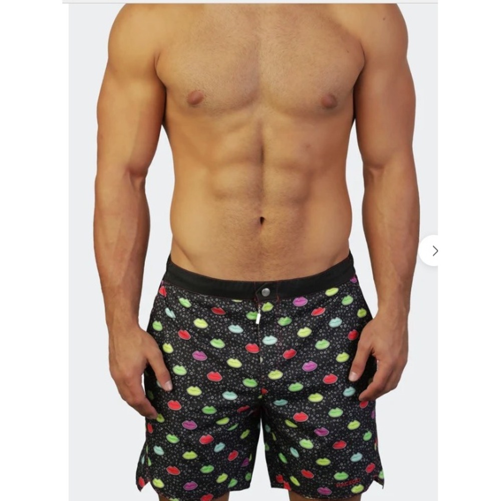 Maceoo Swim Lion Lips XL Black Trunks Board Shorts NWT Beach Surf Holiday Resort